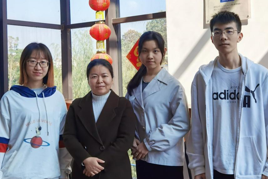 说明: //cet.wulouleak.com/__local/2/C4/46/85C98A8A7CEE0044E6575DAB852_763AEB43_370A2.jpg?e=.jpg